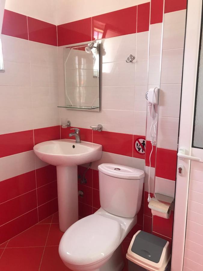Seahorse Hotel Ksamil Kültér fotó