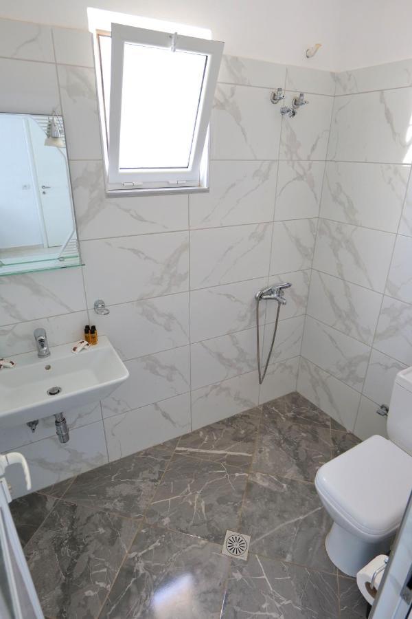 Seahorse Hotel Ksamil Kültér fotó